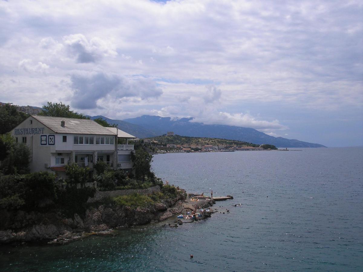 Dean Appartement Senj  Kamer foto